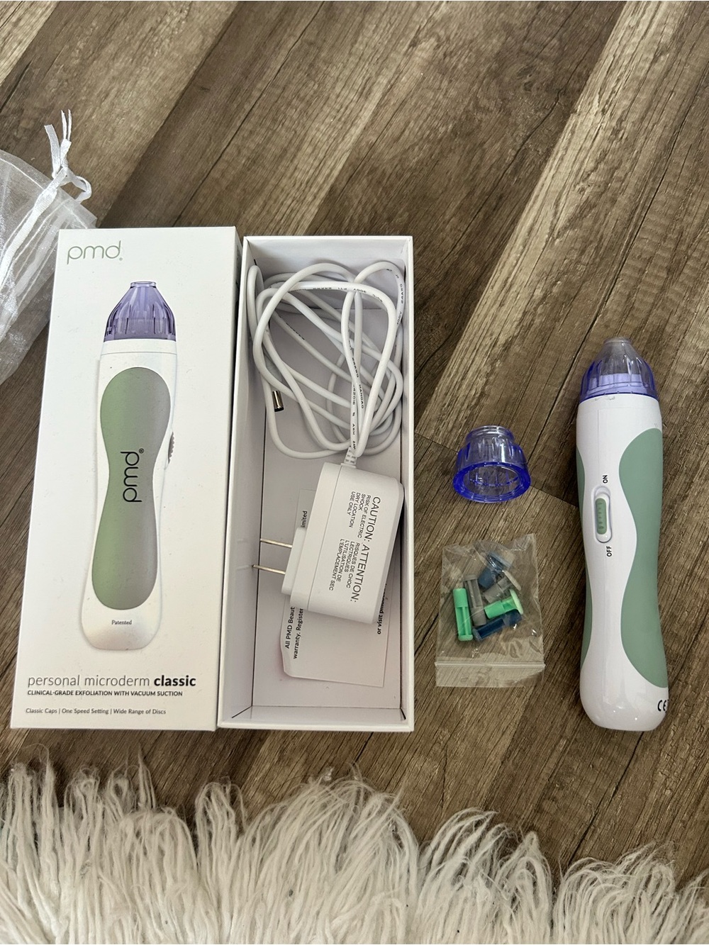 PMD Personal Microderm Classic Facial Device in Green with Purple Tip